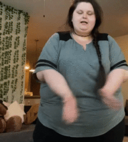 ezgif.com-gif-maker - 2022-06-17T181802.574.gif