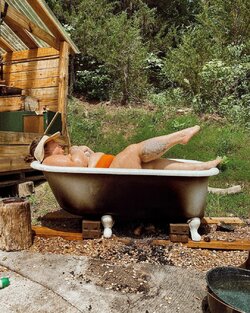 Corissa Tub.jpg