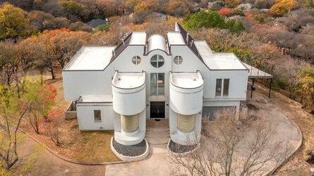 vinniepaulhouse.jpg