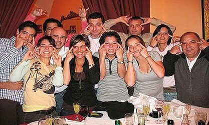 460Spain_gesture.jpg