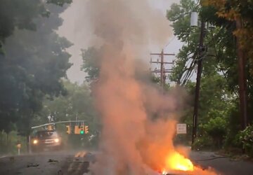 tweet_fire_photo_1.jpg