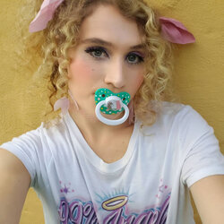 adult-baby-woman-diapers-12.jpg