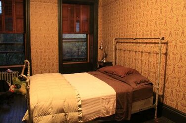 nice-and-comfy-bed.jpg