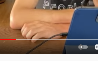 Nadshands1.PNG
