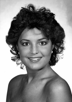 gty_sarah_palin_1984_jc_160826.jpg