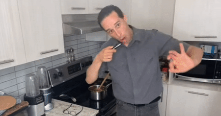 ezgif.com-gif-maker - 2022-08-24T193035.250.gif