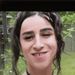 2B7370A3-A5D0-47E1-B4E1-6729A4EC93A8.gif