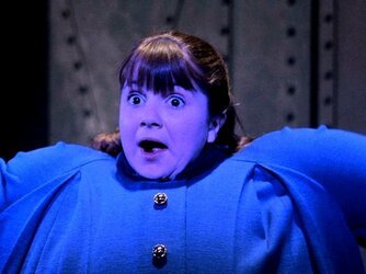 willy-wonka-and-the-chocolate-factory-willy-wonka-and-the-chocolate-factory-17594360-640-480.jpg