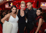elton-john-oscar-party-2013-14.jpg