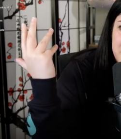 eunuch hand.png