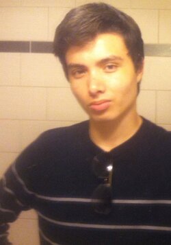 After-exchanging-gunfire-with-police-Elliot-Rodger-was-found-dead-inside-his-crashed-vehicle-w...jpg