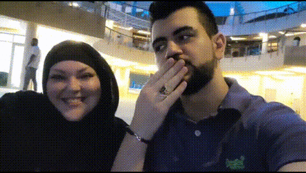 kiss2.gif