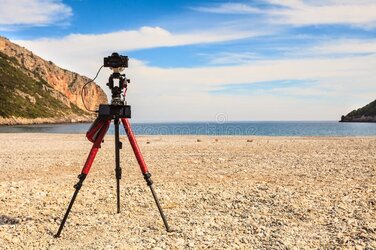 tripod.jpg