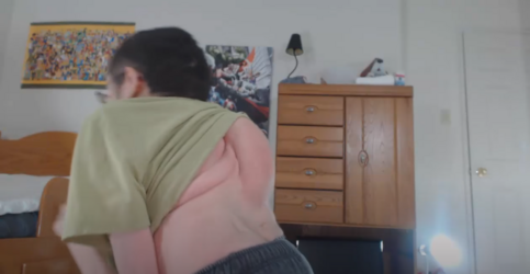 rickyhump.PNG