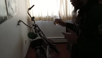 Screenshot_20230110-221227_YouTube.png