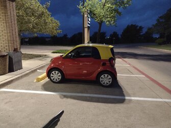 toy car.jpg