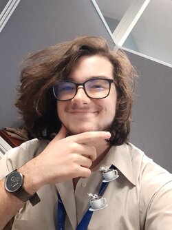 Fm8PfRrXgBgKHj2.jpeg