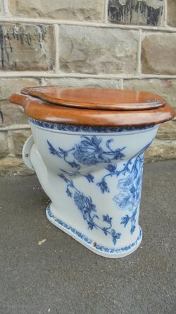 Antique_Blue__White_Porcelain__as263a979z.jpg