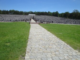 Belzec-8.jpg