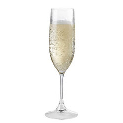 Awesome-Disposable-Champagne-Flutes.jpg