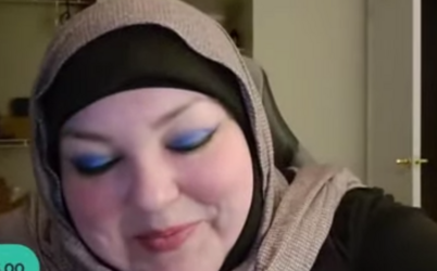 IT-S-OVER-SALAD-SAID-HE-NEVER-LOVED-HER-AND-SHE-CALLED-HIM-A-PIG-YouTube.png