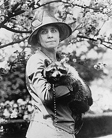 220px-Grace_Coolidge_and_Rebecca.jpg