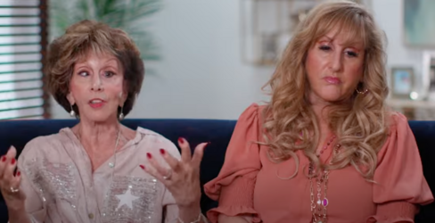 grandma-jacky-and-jeanette-jennings-1639593454933.png