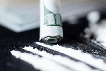 Signs-of-Cocaine-Use.jpg