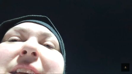 Screenshot_20230222-190301_YouTube.jpg