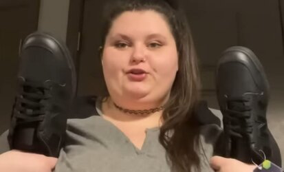 Fatfootinalittleshoe.JPG