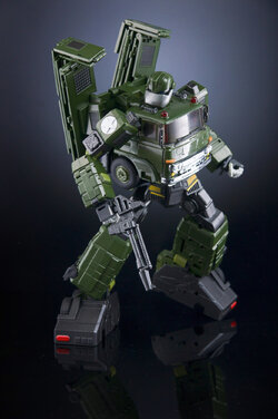 X-Transbots-Bullwark-05.jpg