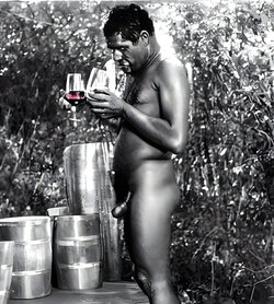 drunk-and-naked-australian-aboriginal-man-is-drinking-cask-wine_nv_hcxRv_upscaled.jpg