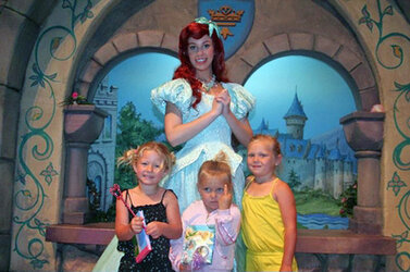 Disney_d7b783_1431316.jpg