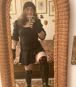 goth2.jpg