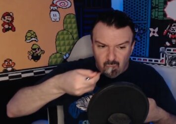 Screenshot_20230407_214209_YouTube.jpg