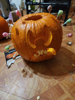 sky behold-o-lantern.png