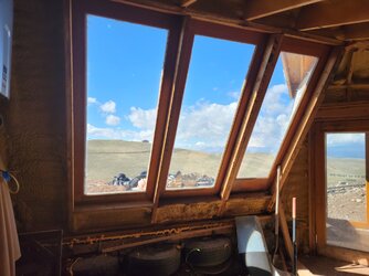 earthship pic 3.jpg
