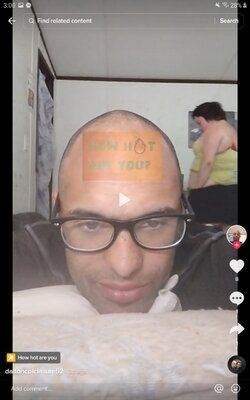 Screenshot_20230416-030000_TikTok.jpg