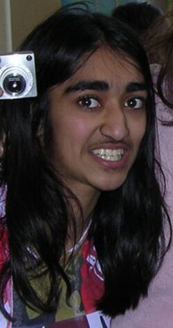 FEV6Y.jpg