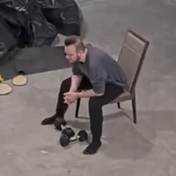vancelifting.png
