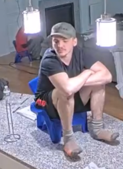 kingonathrone.png
