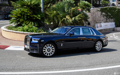 2880-1800-crop-rolls-royce-phantom-viii-c222728022019215536_1.jpg