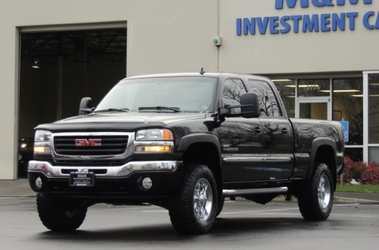 2006 GMC Sierra 2500 DURAMAX LBZ SLT 4WD CREW CAB DIESEL.png
