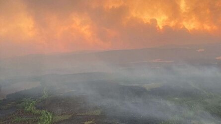 quebec-fires-aerial-4-gty-thg-230608_1686231650738_hpMain_16x9_992.jpg