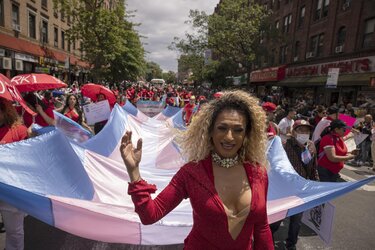 pride01.jpg