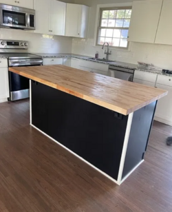 thomas-court-kitchen.png