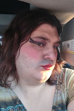 Screenshot_20230624_213316_MeetMe.jpg