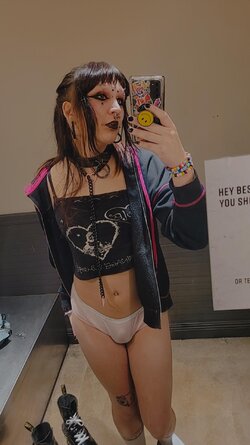 FrYHASdWIAA5P2F.jpg
