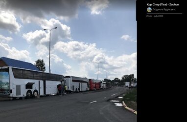 buses.jpg