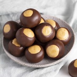 Buckeyes-recipe-1.jpg